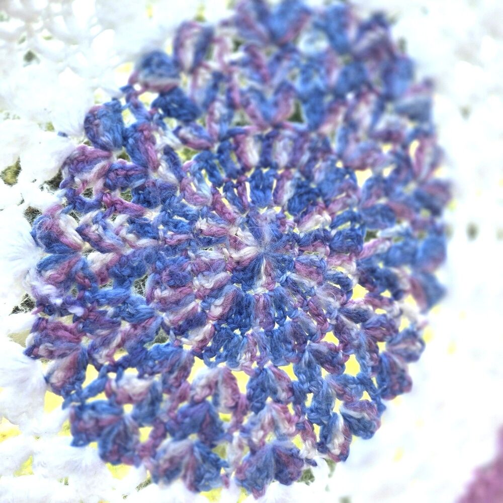 Vintage Handmade Round Knit Lap Afghan White Blue Purple 45 Inch - Picture 3 of 5